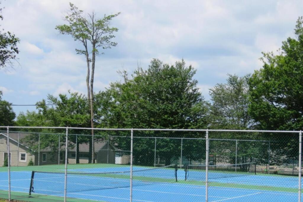 The Family Getaway Villa Tobyhanna Bagian luar foto
